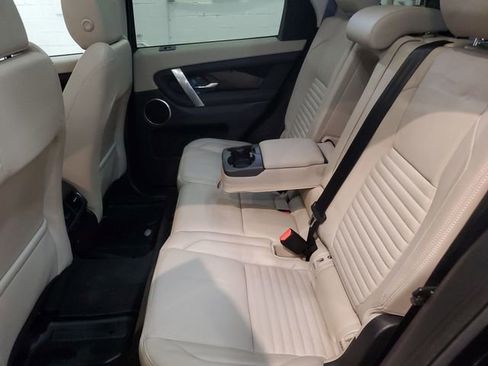 Used 2021 Land Rover Discovery Sport S image 27