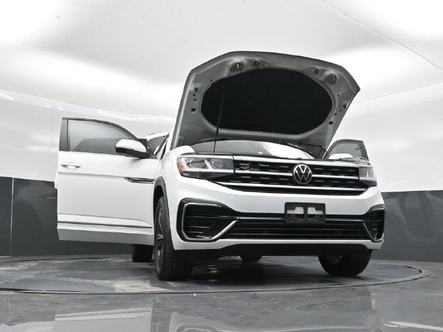 Used 2020 Volkswagen Atlas Cross Sport SE w/ Panoramic Sunroof Package AWD/4WD image 65