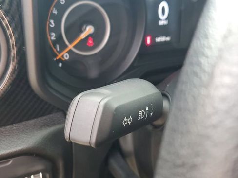 Used 2024 Jeep Wrangler Unlimited Sport AWD/4WD image 17
