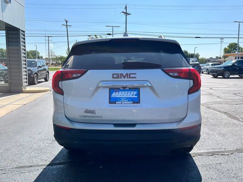 Used 2020 GMC Terrain SLE w/ Driver Convenience Package FWD image 6
