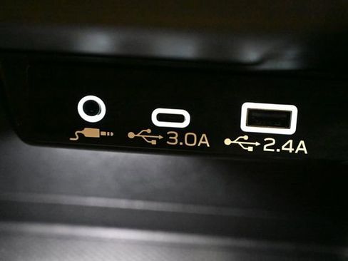 Certified 2025 Subaru Crosstrek 2.0i Premium AWD/4WD image 33