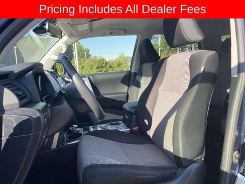 Used 2024 Toyota 4Runner SR5 AWD/4WD image 21