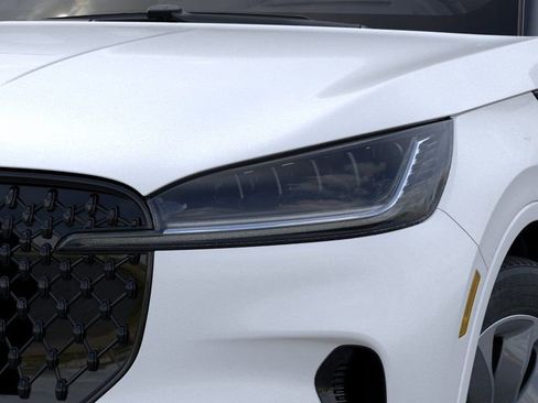 New 2026 Lincoln Aviator AWD image 18