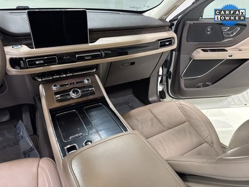 Used 2022 Lincoln Aviator Reserve w/ Equipment Group 201A image 23
