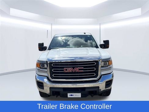 Used 2017 GMC Sierra 2500 SLE AWD/4WD image 9