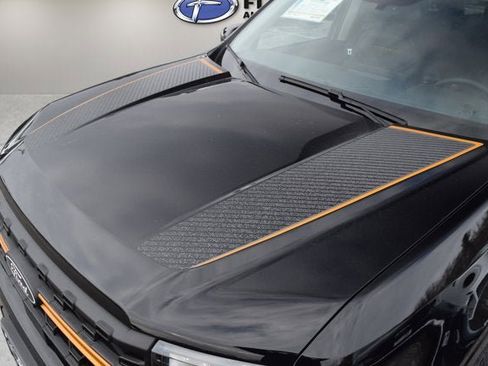 New 2026 Ford Maverick Tremor image 8