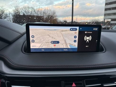 Used 2024 Acura MDX A-Spec image 38