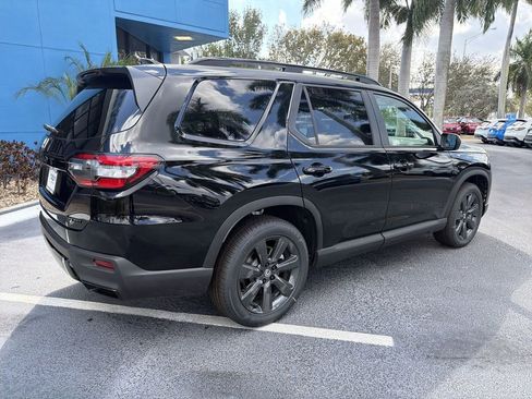 New 2026 Honda Pilot Sport image 8