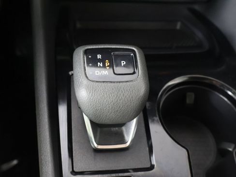 Used 2023 Nissan Rogue SV AWD/4WD image 42
