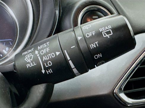Used 2021 MAZDA CX-9 Touring w/ Touring Premium Package FWD image 14