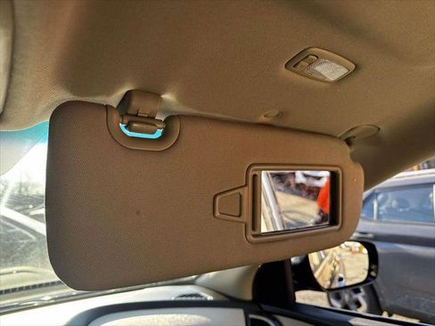 Used 2017 Hyundai Santa Fe Sport image 29