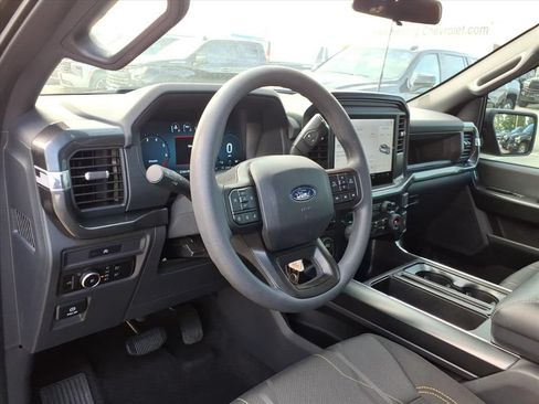 Used 2025 Ford F150 STX w/ Equipment Group 200A RWD image 18