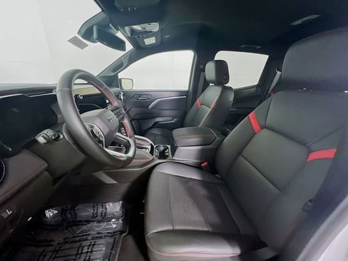 Certified 2025 Chevrolet Colorado Z71 w/ Technology Package image 20