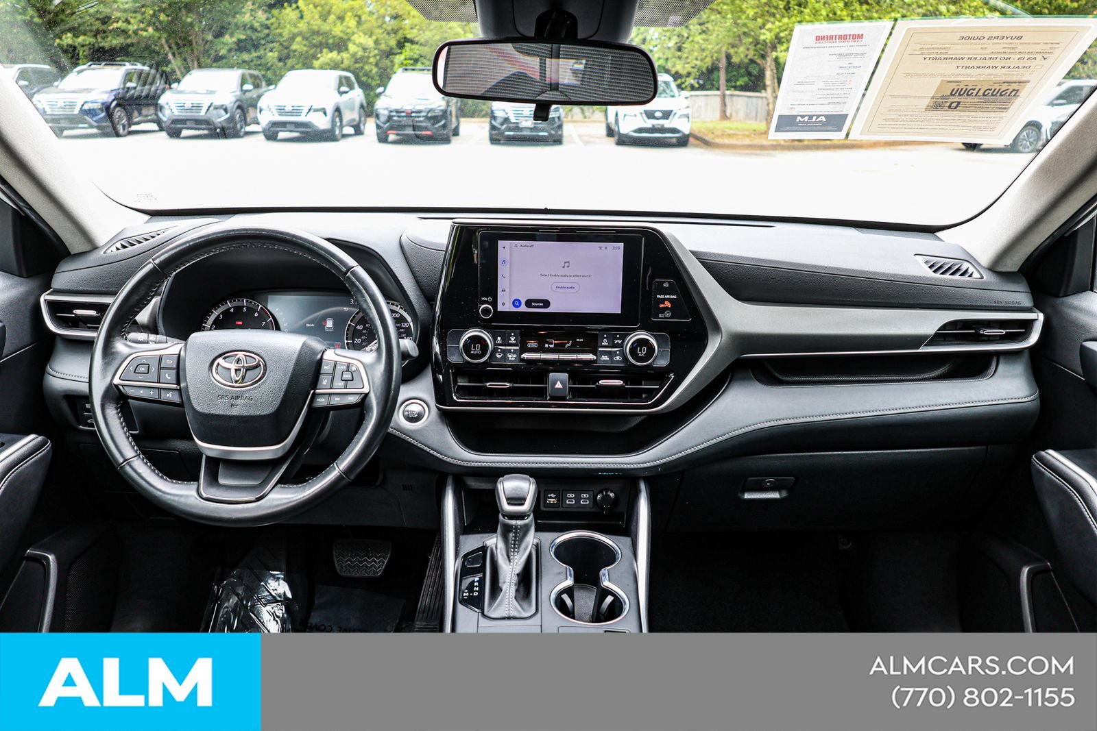 Used 2024 Toyota Highlander LE FWD image 22