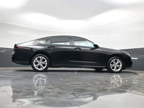 Used 2023 Honda Accord LX image 33