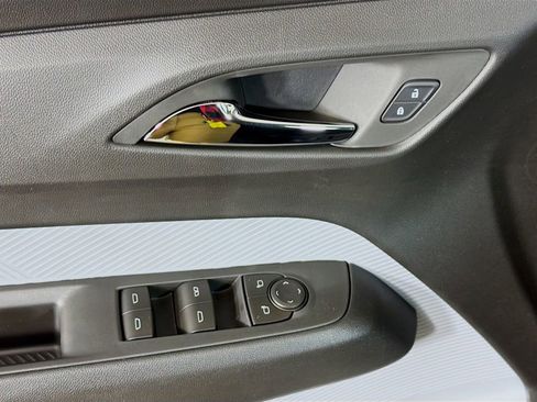 New 2027 Chevrolet Bolt LT w/ Comfort Package FWD image 16
