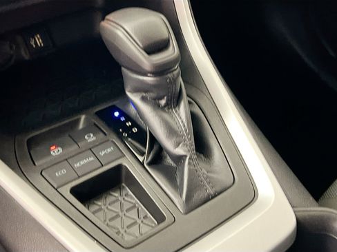 Used 2023 Toyota RAV4 LE image 24