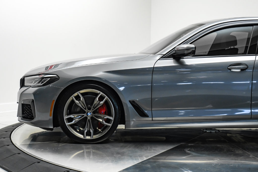 Used 2023 BMW M550i xDrive w/ Executive Package AWD/4WD image 13