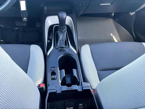 Used 2023 Toyota Corolla LE image 30