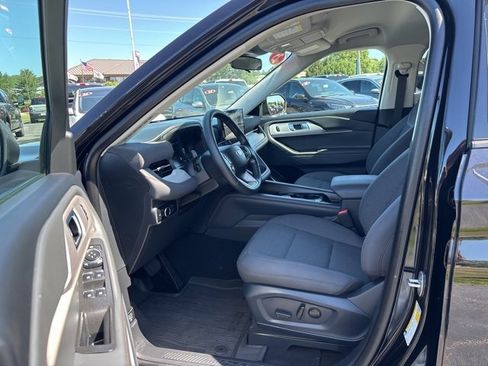 Certified 2025 Ford Explorer Active image 20