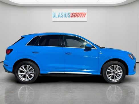 Used 2023 Audi Q3 2.0T Premium AWD/4WD image 2