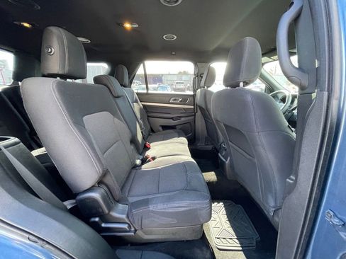 Used 2018 Ford Explorer XLT w/ Class II Trailer Tow Package image 24