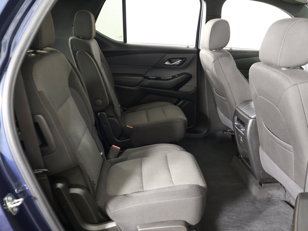 Used 2023 Chevrolet Traverse LT AWD/4WD image 36