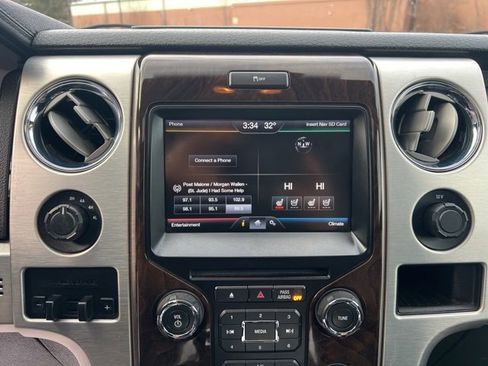 Used 2013 Ford F150 Platinum image 28