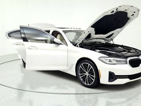 Used 2021 BMW 540i w/ Executive Package RWD image 11