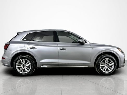 Used 2023 Audi Q5 2.0T Premium w/ Convenience Package AWD/4WD image 6
