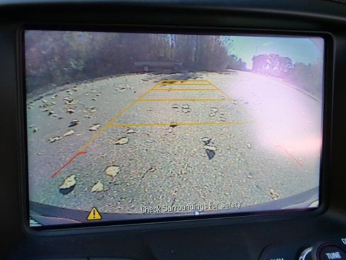 Used 2017 Chevrolet SS image 15