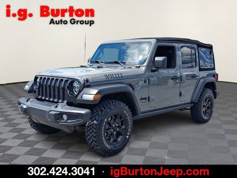 Used 2022 Jeep Wrangler Unlimited Sport AWD/4WD image 3