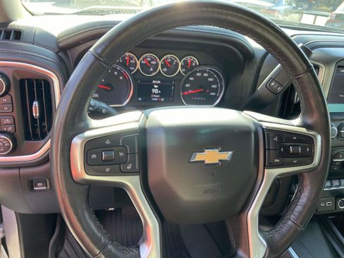 Used 2020 Chevrolet Silverado 1500 LTZ image 17