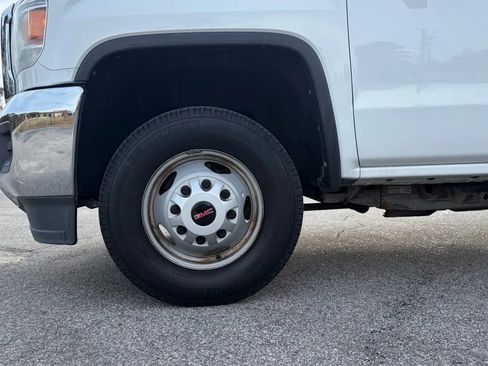 Used 2016 GMC Sierra 3500 2WD Regular Cab w/ Sierra Convenience Package image 3