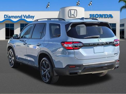 New 2026 Honda Pilot Sport image 4