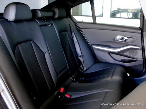 Used 2020 BMW 330i Sedan w/ Convenience Package image 37