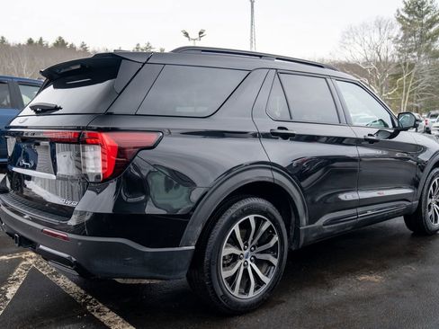 Used 2025 Ford Explorer ST-Line image 7