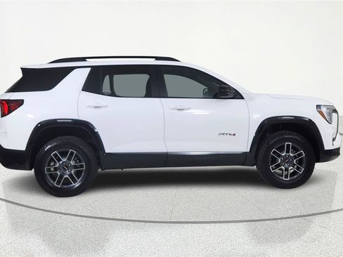 Used 2026 GMC Terrain AT4 AWD/4WD image 4