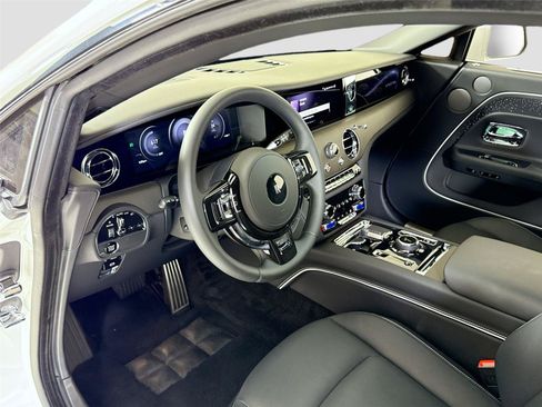 Used 2025 Rolls-Royce Spectre AWD/4WD image 13