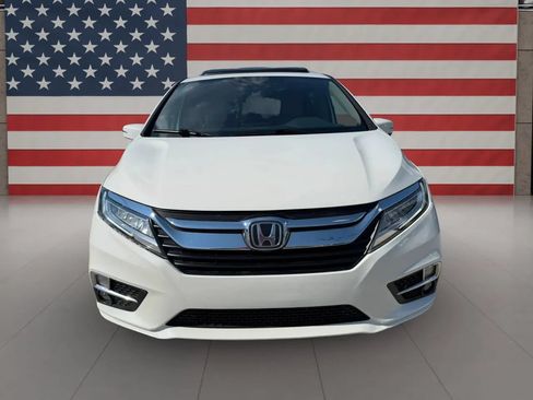 Used 2019 Honda Odyssey Touring image 2