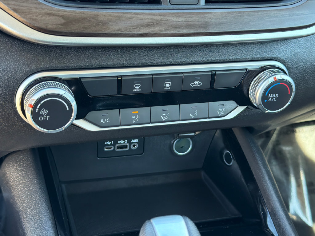 Used 2024 Nissan Altima 2.5 SV FWD image 28