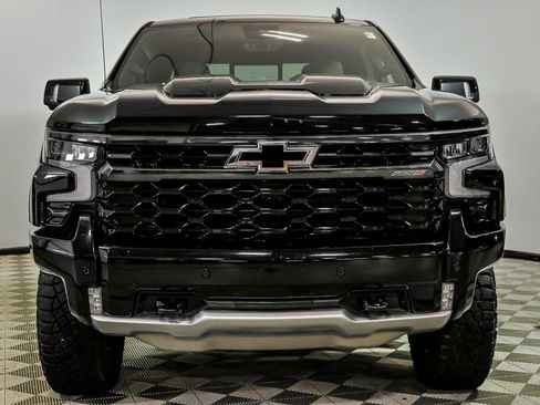 Used 2025 Chevrolet Silverado 1500 ZR2 w/ Technology Package AWD/4WD image 4