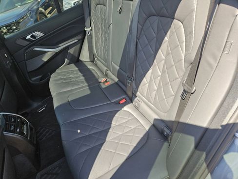Used 2025 BMW X5 M60i w/ Climate Comfort Package AWD/4WD image 28
