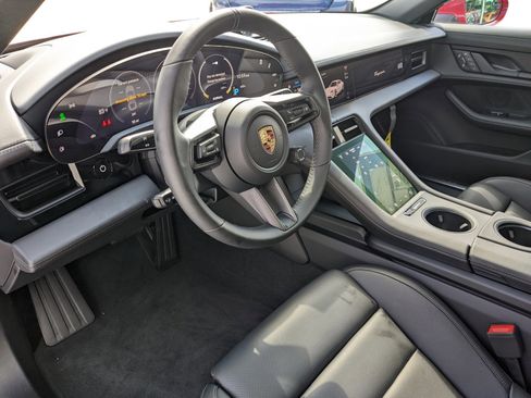 New 2024 Porsche Taycan 4S image 29