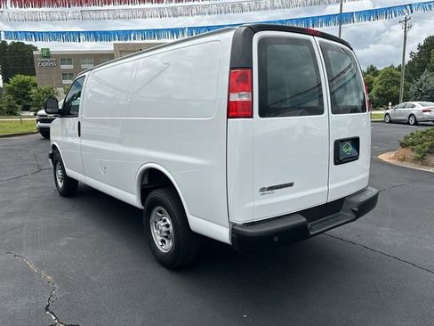 Certified 2023 Chevrolet Express 2500 w/ Driver Convenience Package image 6