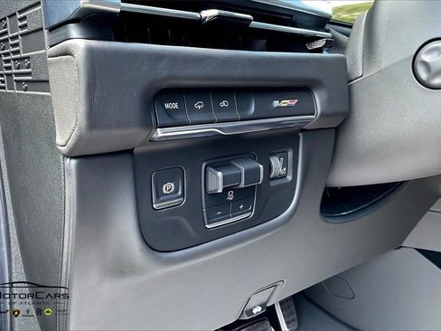 Used 2025 Cadillac Escalade V w/ LPO, Floor Liner Package image 39