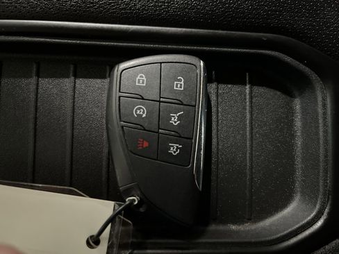 Used 2023 Chevrolet Suburban Premier image 36