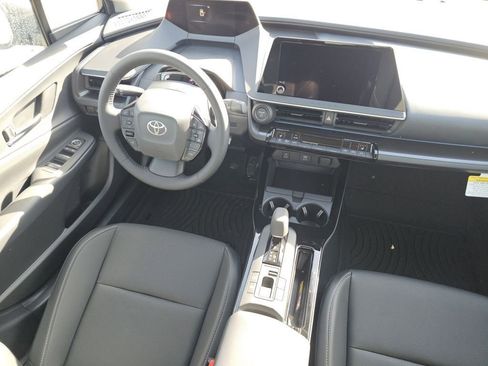 New 2026 Toyota Prius Plug-In Hybrid FWD image 26