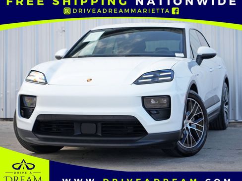 Used 2025 Porsche Macan 4 Electric image 1