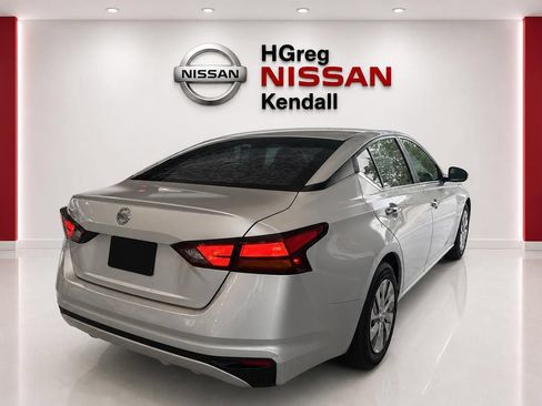 Used 2020 Nissan Altima 2.5 S FWD image 4